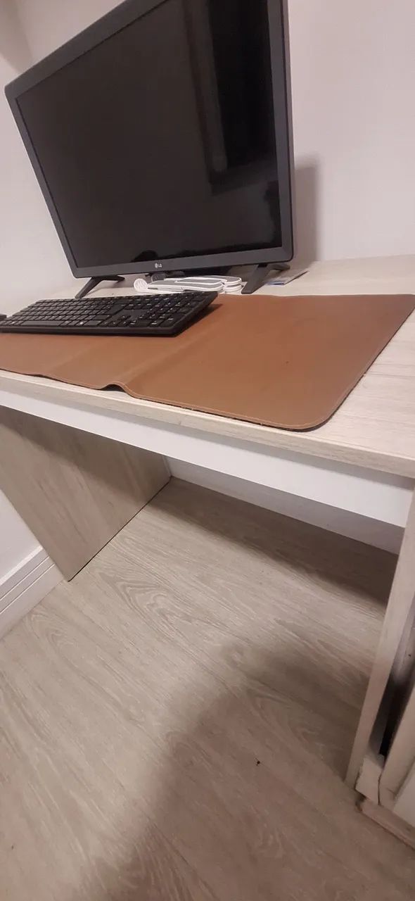Mesa de estudos - Foto 2