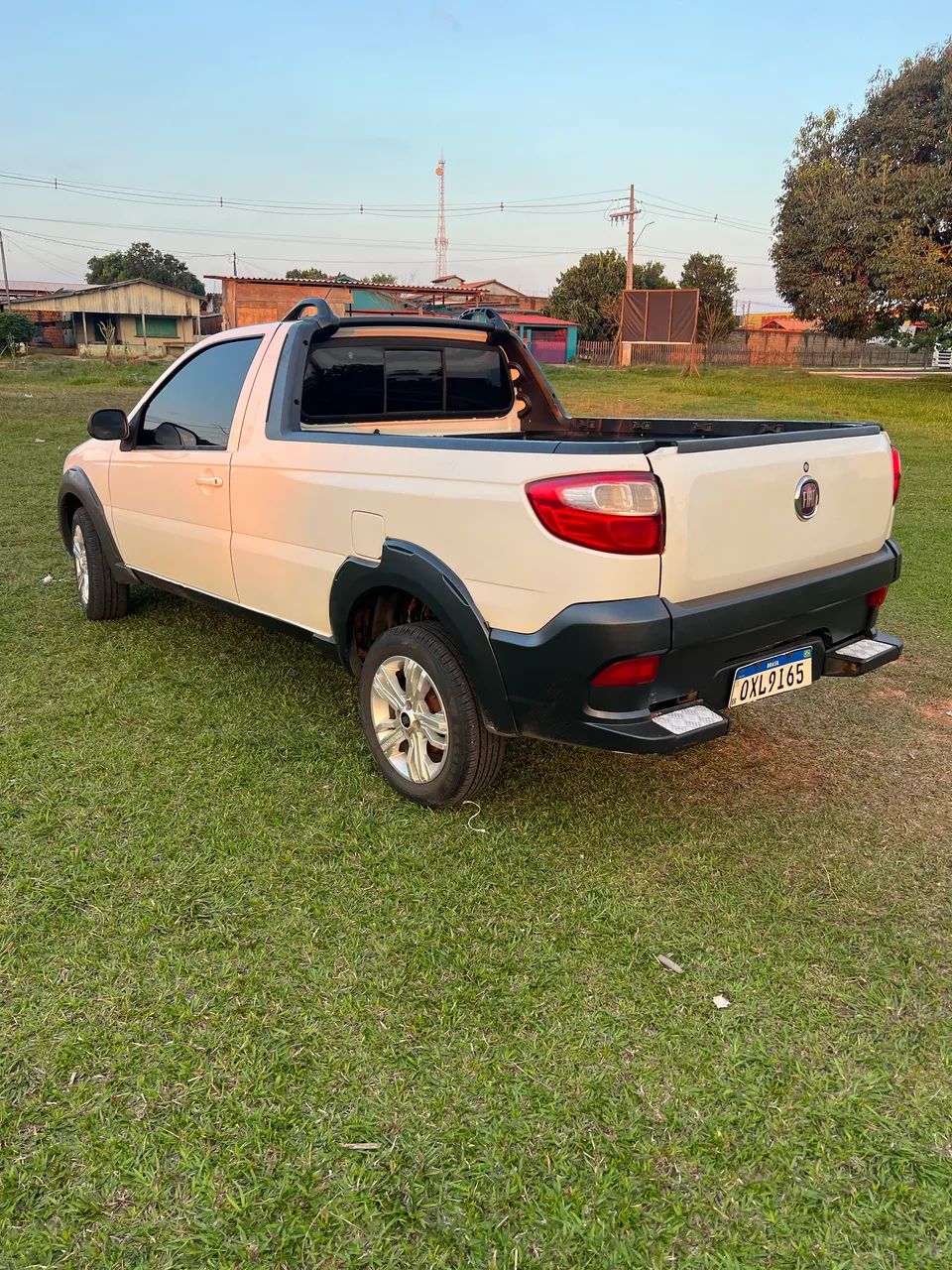 Fiat Strada Working Hard 1.4 Fire Flex 8V CS 2017 - Foto 3
