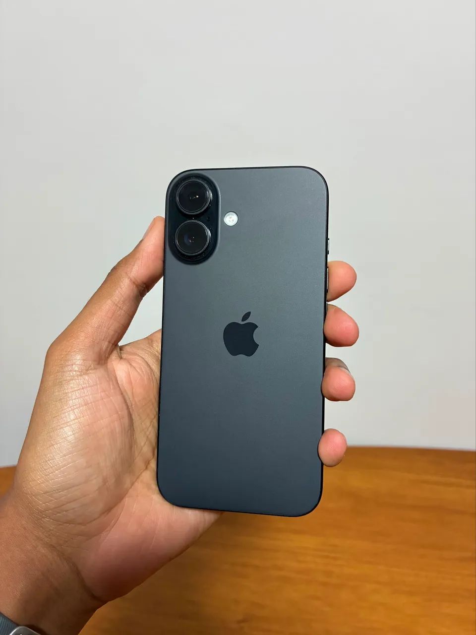 IPHONE 16 - 128gb - Foto 2