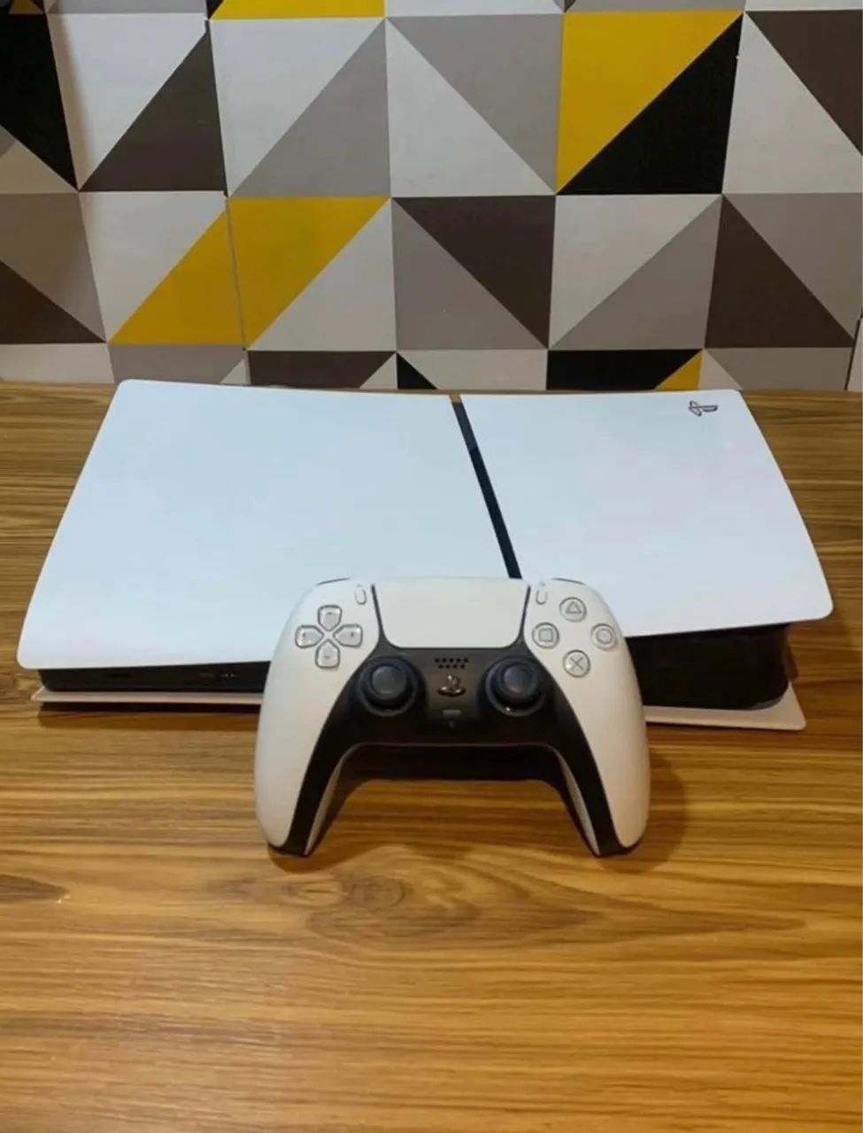 PS5 Slim funcionando perfeitamente 