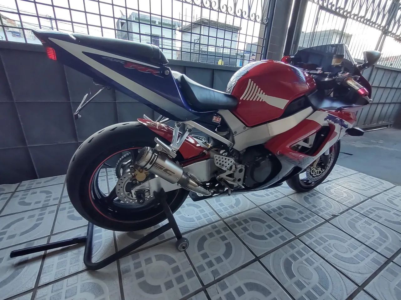 CBR 929RR