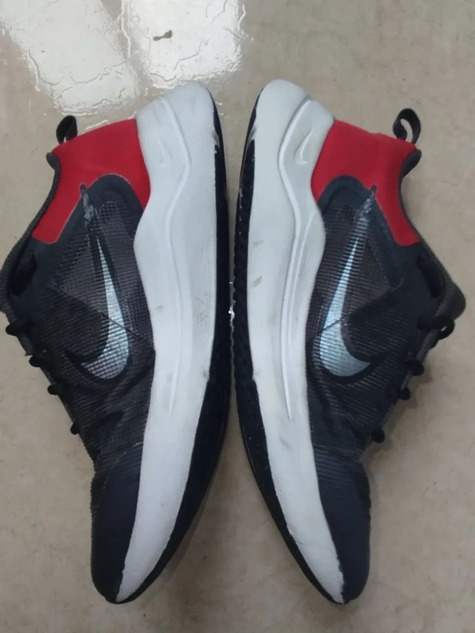 Tênis feminino Nike semi nova número 34 - Foto 2