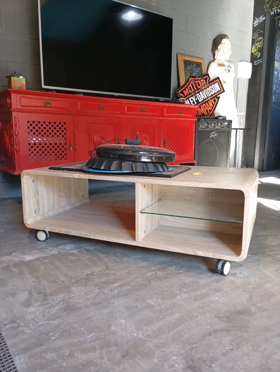 Mesa de centro com rodinhas