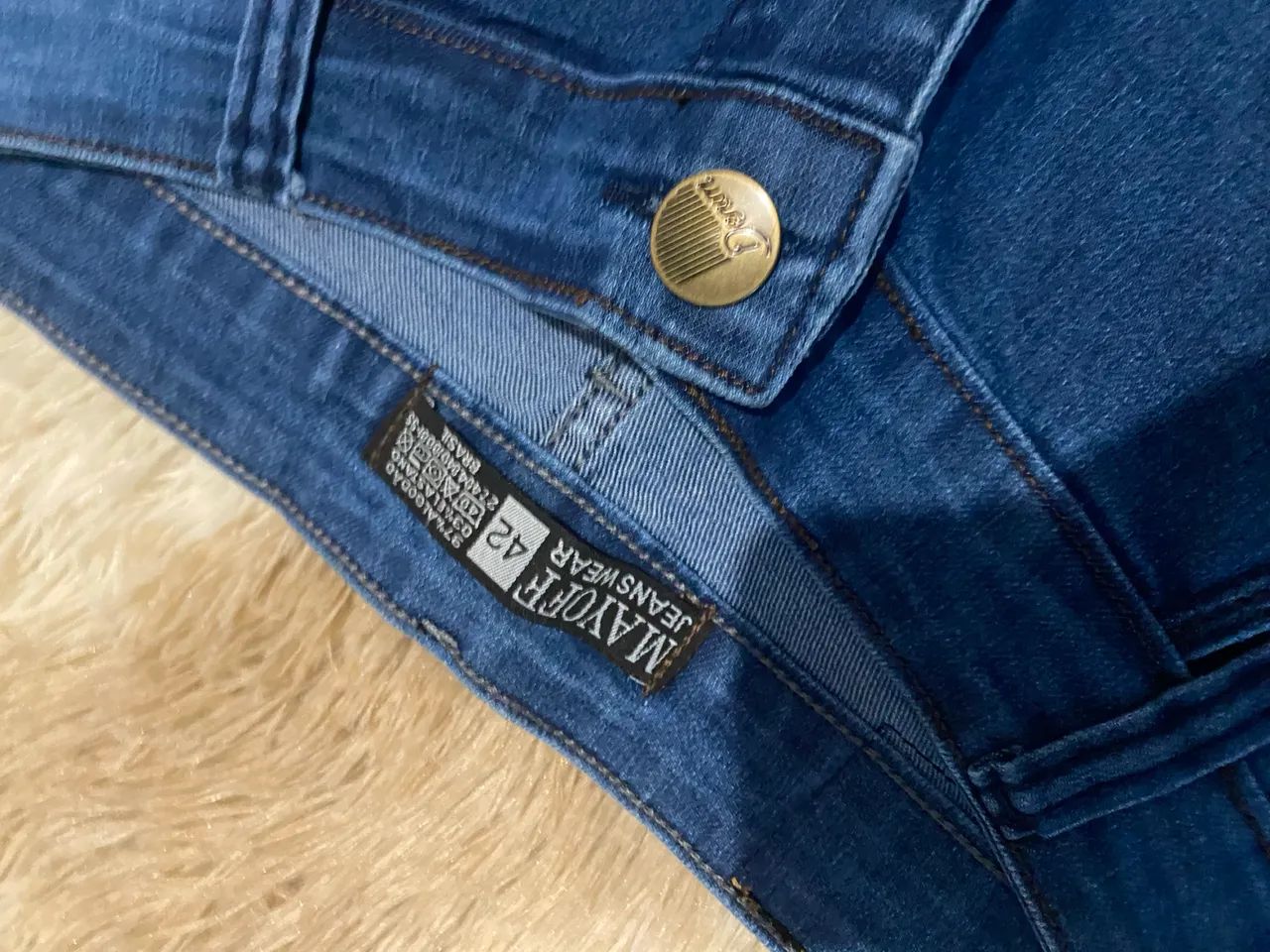 VENDO DUAS BERMUDAS JEANS  - Foto 2