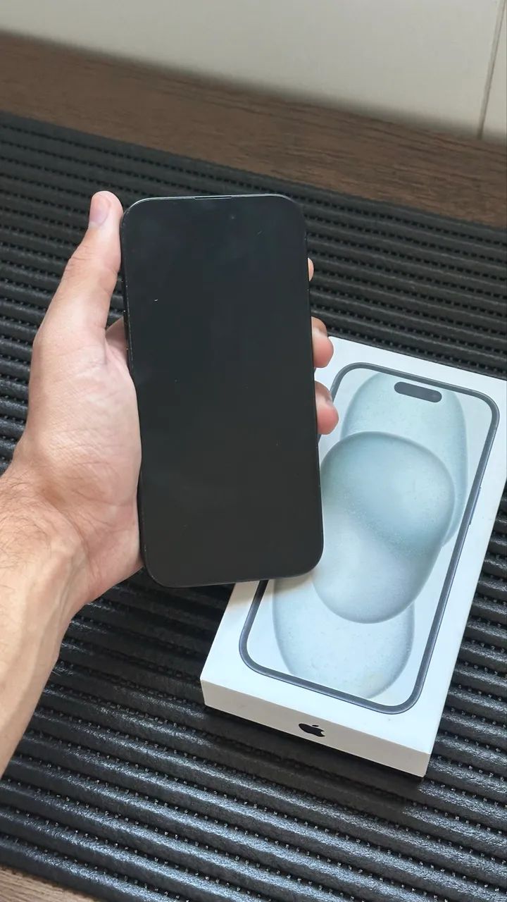 Iphone 15 - 128gb / 90% de bateria - Foto 2