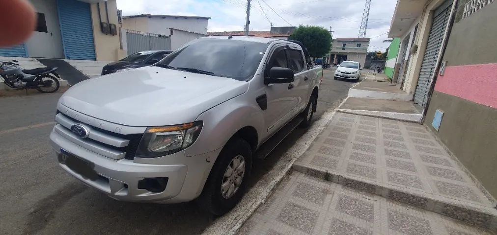 Ford Ranger Ranger XLS 2.5 16V 4x2 CD Flex 2015