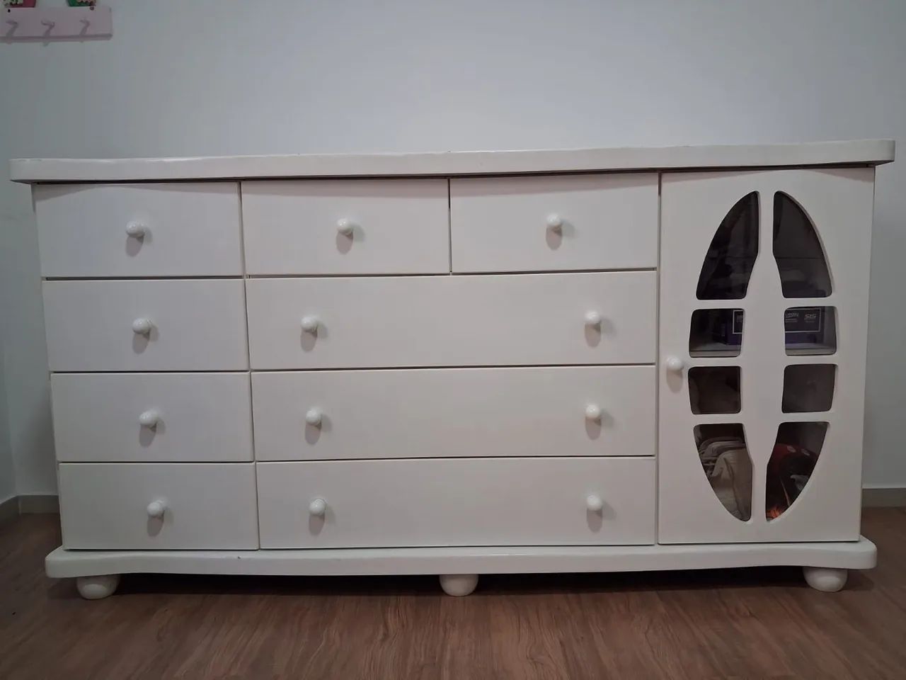 Cômoda infantil estilo provençal 