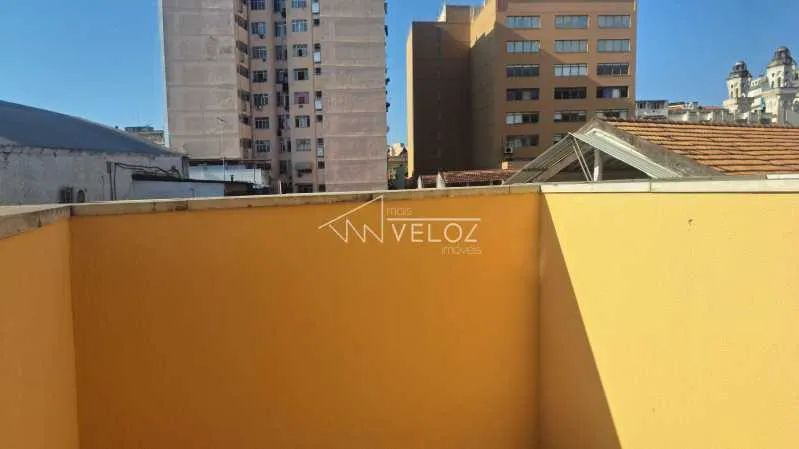 Apartamento - / Residencial / Centro