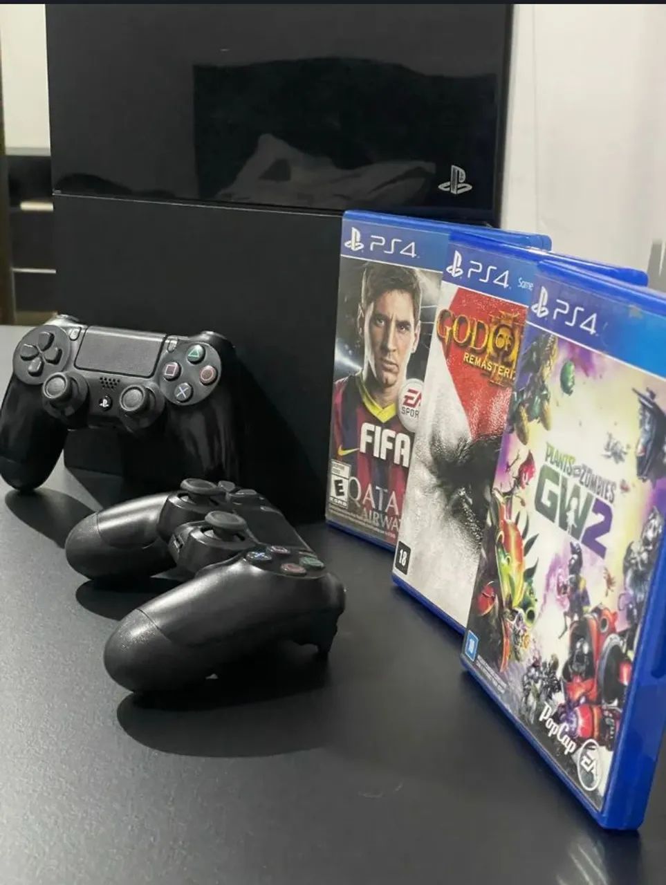 PS4 3 jogos + 2 controles  - Foto 2