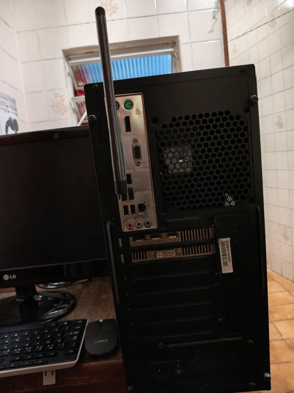 Vendo computador Intel Core i7 16 GB RAM vídeo 2 GB SSD 120 GB HD 1 TB monitor 21,5'' - Foto 3