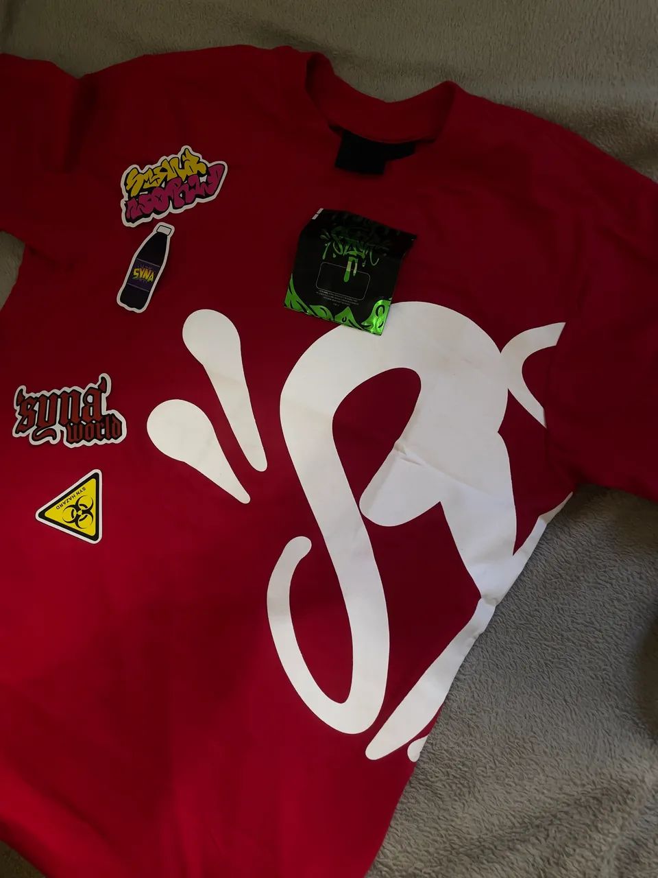 Camiseta Syna World Vermelha 