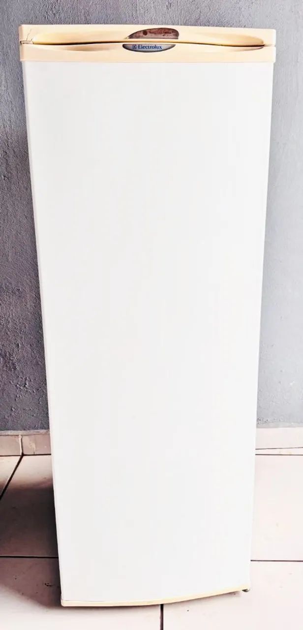 Refrigerador Electrolux 280 litros <br>220W - Foto 2