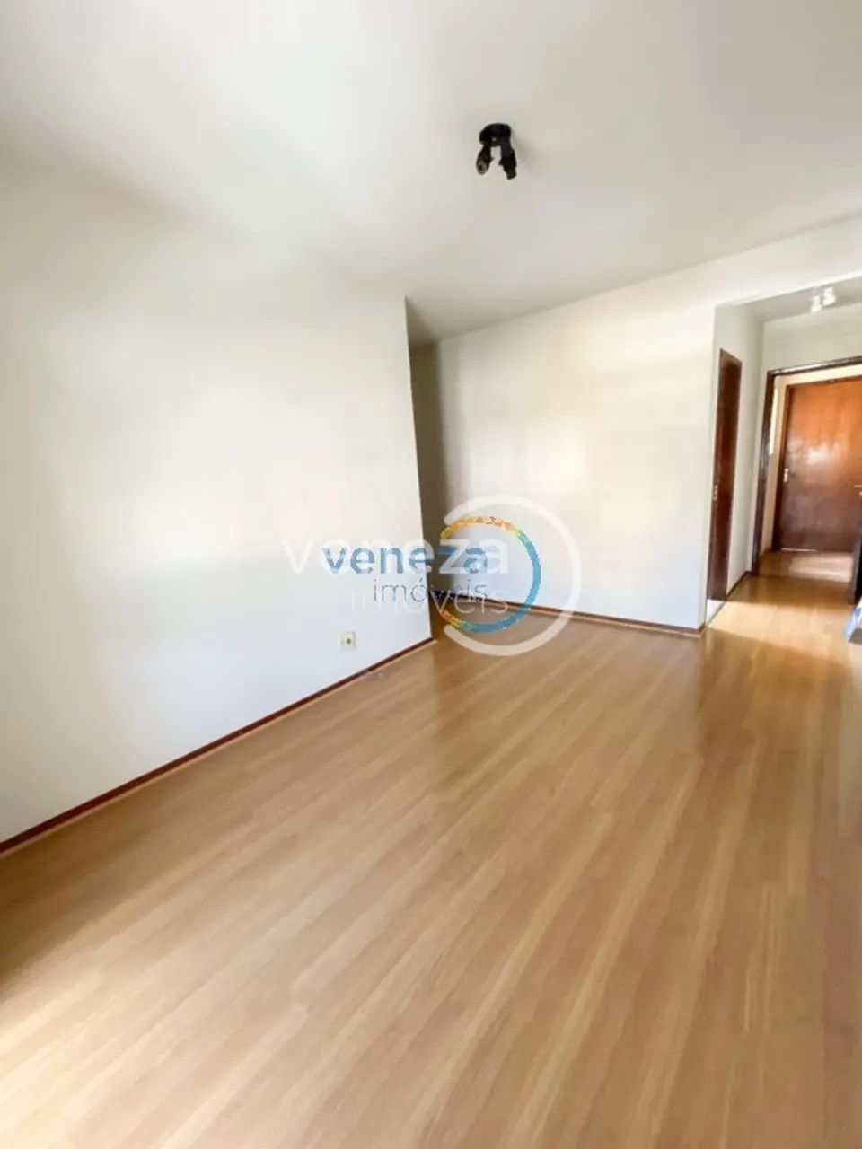 Apartamento à venda no Edifício Castello Forte, Centro de Londrina - Foto 3