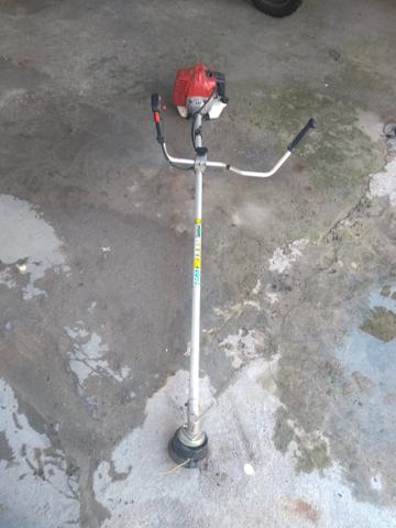 Vendo máquina roçadeira