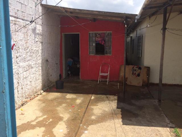 Vendo lote escriturado urgente com 2 moradias na 207 - Foto 2