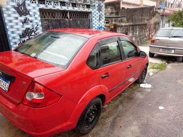 Vendo Fiesta Sedan 1.6 Ano 2005 - Foto 8