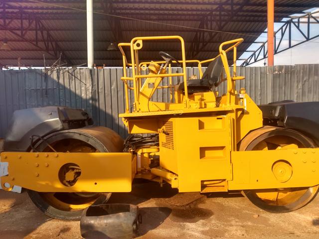 Rolo compactador 434C Cat 9500hs - Foto 3