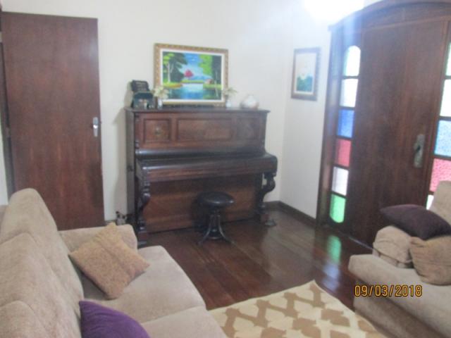 Rm imóveis vende. casa no melhor ponto do bairro, rua plana, casa estilo colonial, janelas - Foto 4