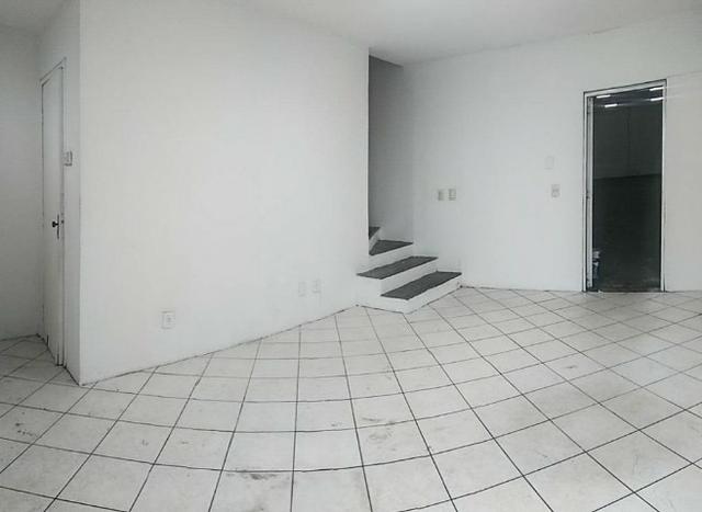 GA0042 Galpão na BR 116 com 800m² de área construída, excelente ponto comercial - Foto 4