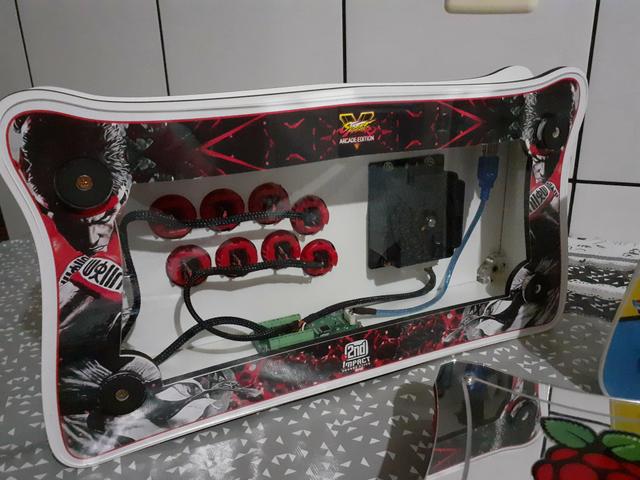 Raspberry pi 3, arcade stick , fliperama ,vídeo game retro 9 mil jogos, bartop - Foto 5