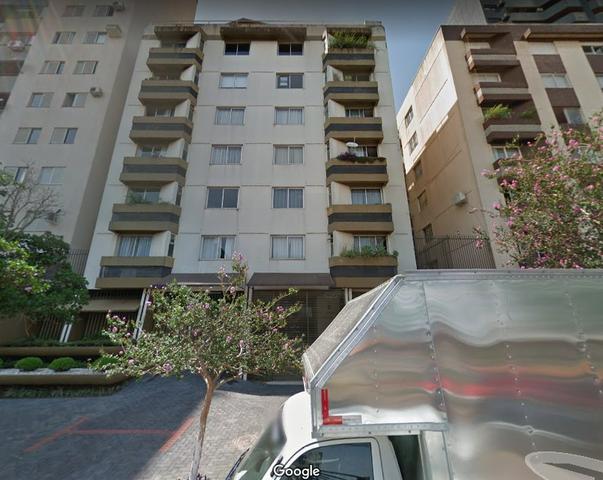 Vendo apartamento Edifício Mansão del Rey I - 5 andar frente