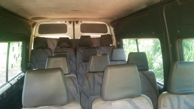 Renault Master 2.5 toda revisada - Foto 2