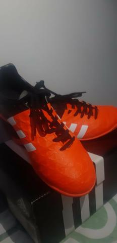 Chuteira adidas - Foto 3