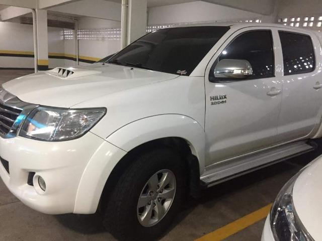 Toyota hilux cd 4x4 turbo