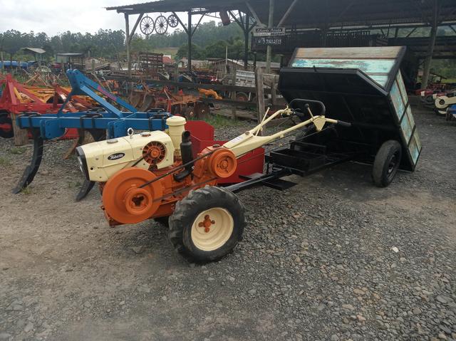 Micro trator Tobata/ tobatta 13 CV na carreta simples basculante - Foto 2