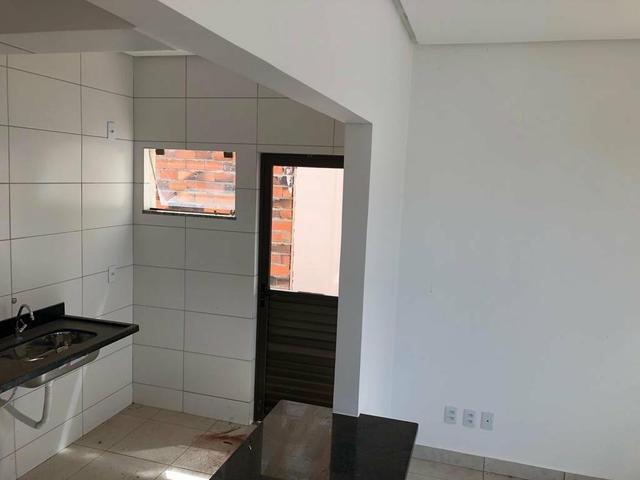 Casa cond fechado lazer compl 3 qts 2 vagas AC financiamento - Foto 5