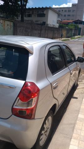 Vendo Toyota/Etios HB XLS 2013 FLEX - Foto 6