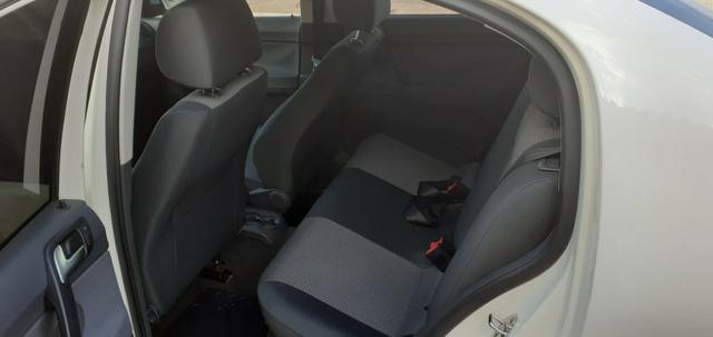 Polo Sedan 2011/12 - Foto 3