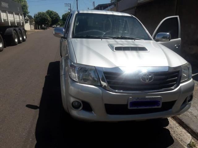 Toyota Hilux Automática 4x4