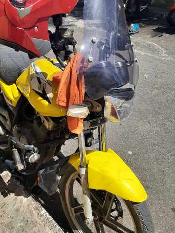Suzuki gsr150i - Foto 2