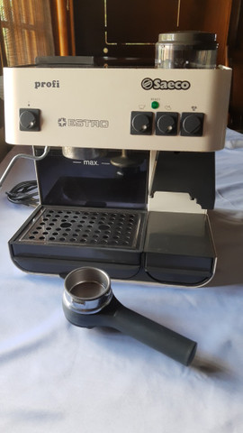 Cafeteira expresso Saeco