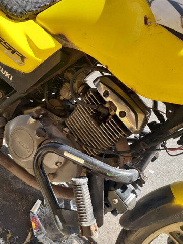 Suzuki gsr150i - Foto 5