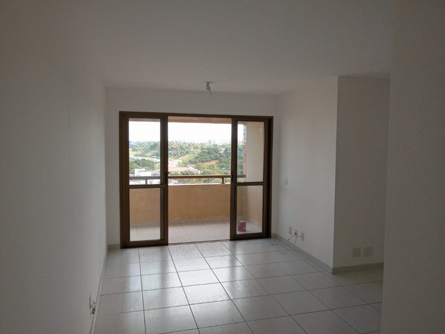 Condomínio Brisas,na paralela ,3/4,suite,armários,condomínio clube