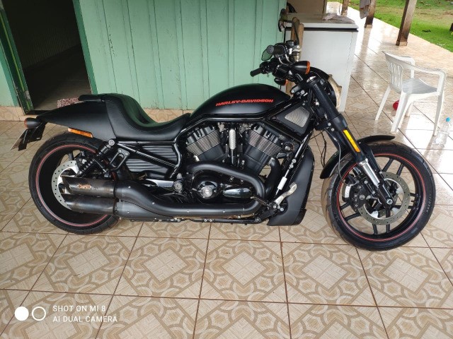 HARLEY DAVIDSON NIGHT ROD