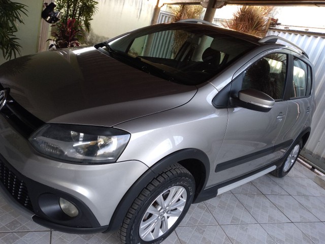 CROSFOX 1.6 COMPLETO 2013