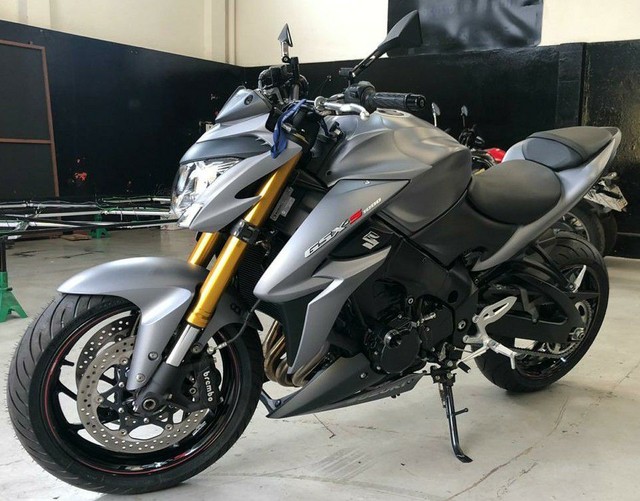 GSXS1000 SUZUKI