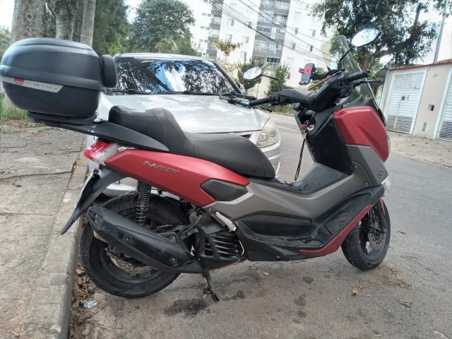 YAMAHA N-MAX