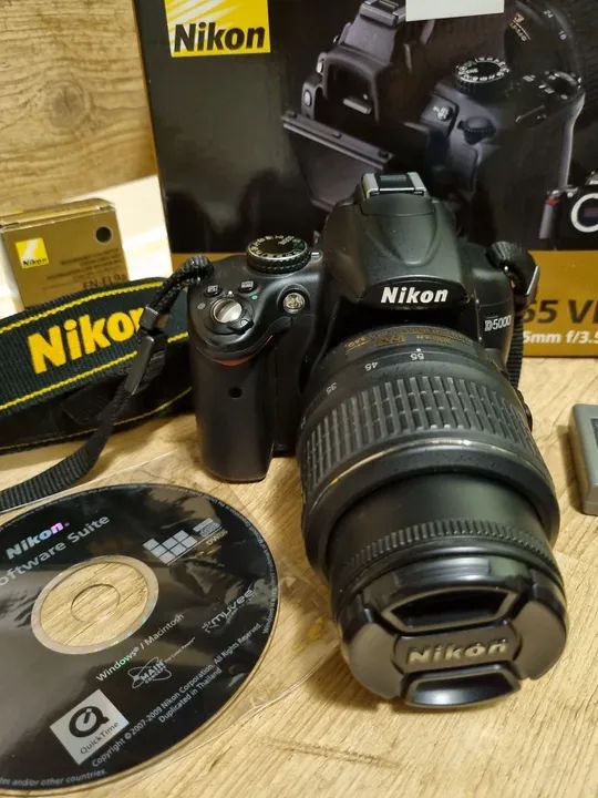 CÂMARA PROFISSIONAL DIGITAL D 5000 18-55VR KIT = BOLSA + 2 BATERIA + ALÇA NYLON DE OMBRO