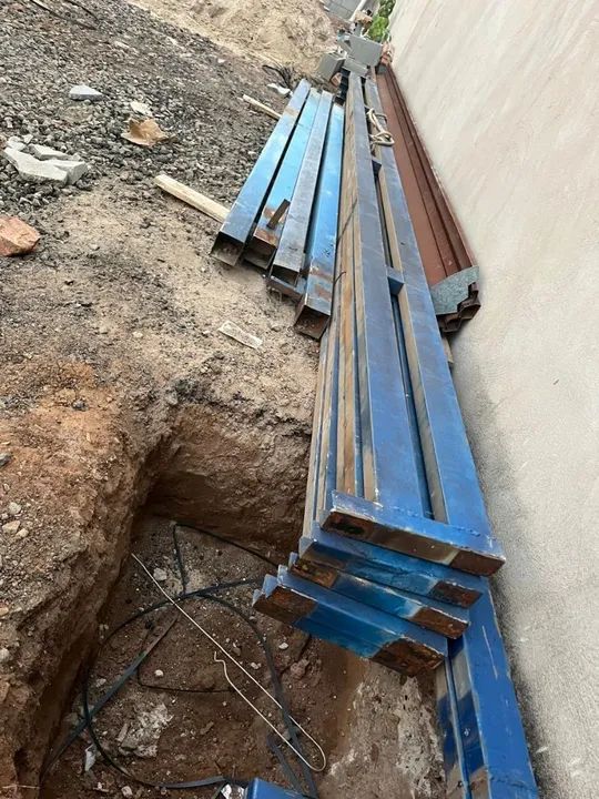 Estrutura metálica cobertura 75 metros quadrados com telha de alumínio  - Foto 2