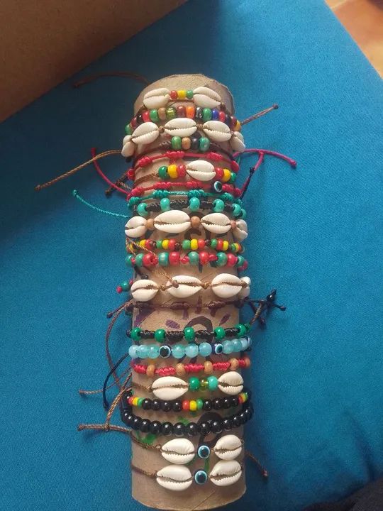 Pulseiras e tornozeleiras de miçangas  - Foto 4