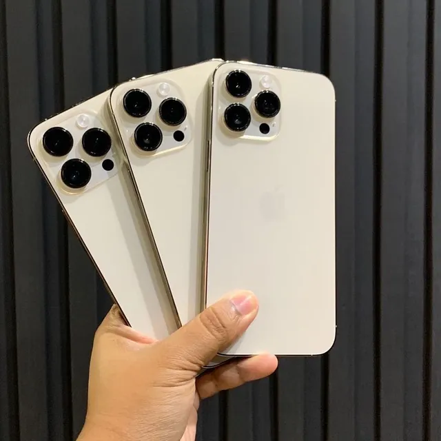 ? IPhone 14 Pro Max 256gb / Dourado ?