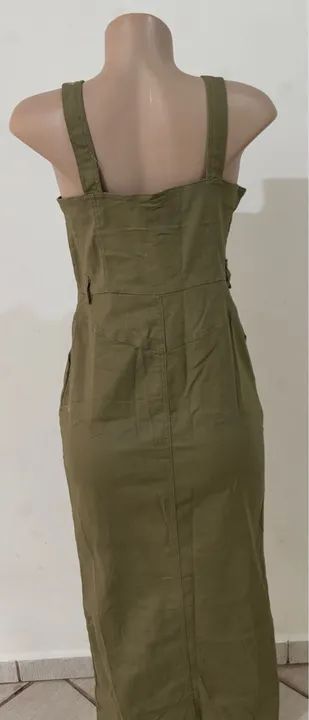 Vestido midi verde militar botões - Foto 4