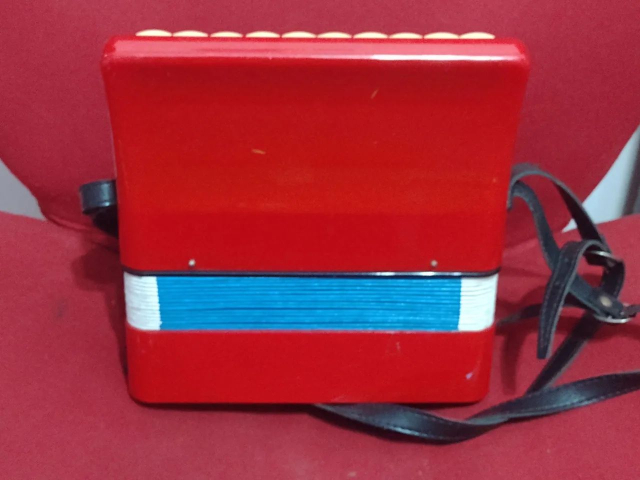 Vendo Mini acordeon vermelho  - Foto 2