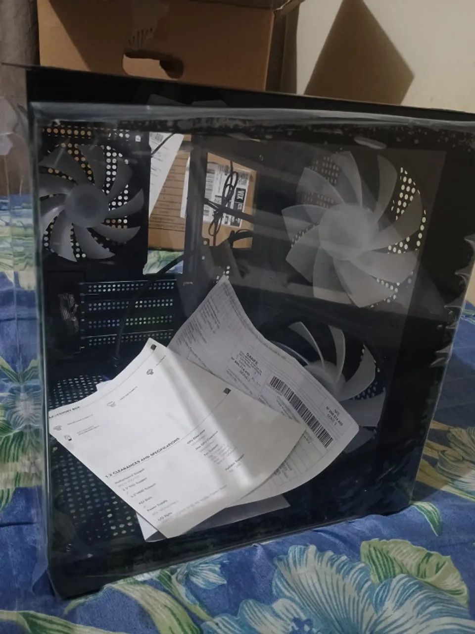 Aigo Luna A275 Gaming Case, Rainbow, Mini-Tower, Glass Side Panel, Includes 3 Fans, Black, A64317902545026123