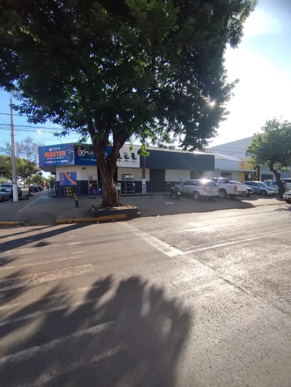 Salão comercial para locação em Dourados/ MS