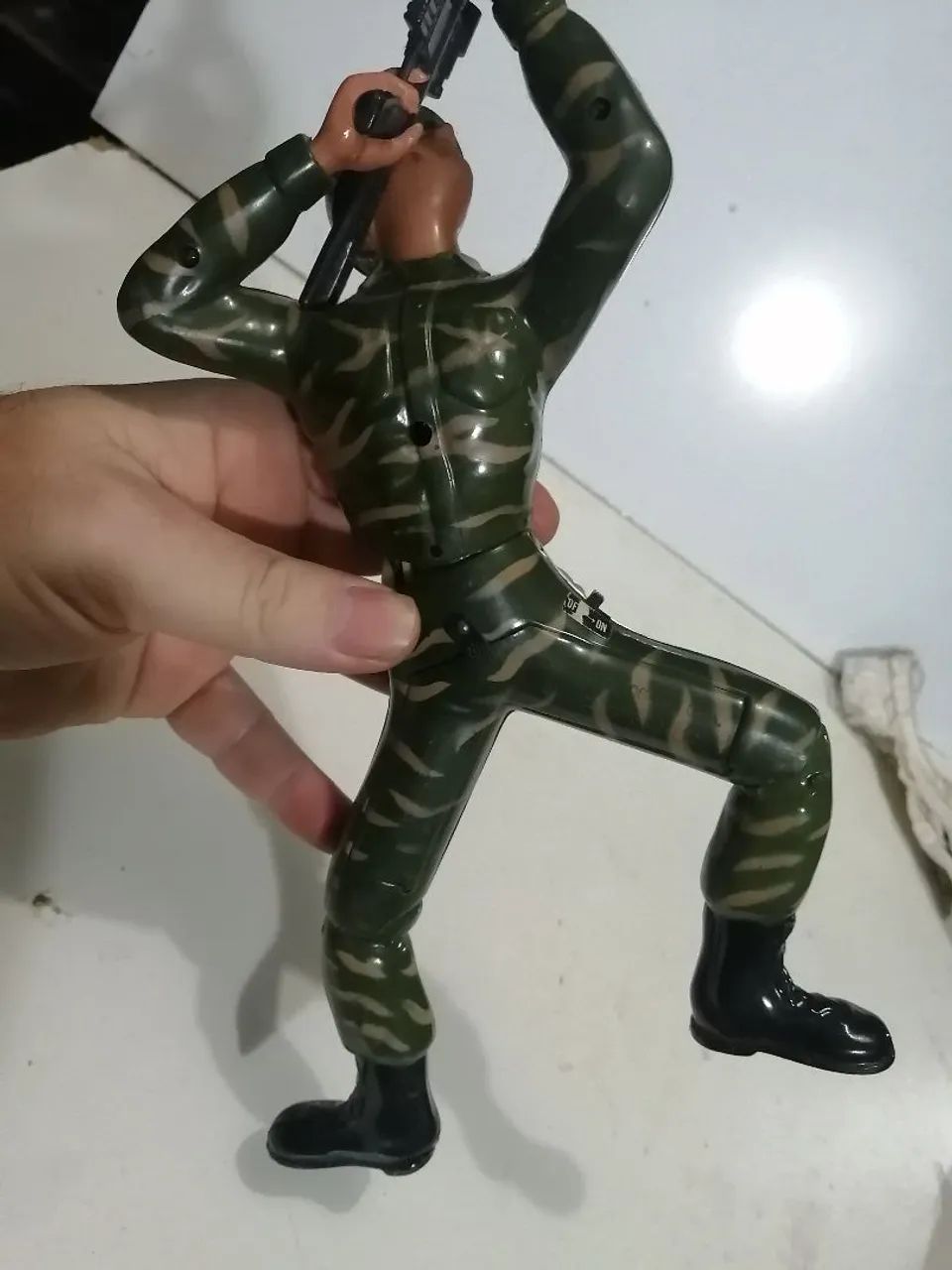 Soldado de brinquedo antigo - Foto 4